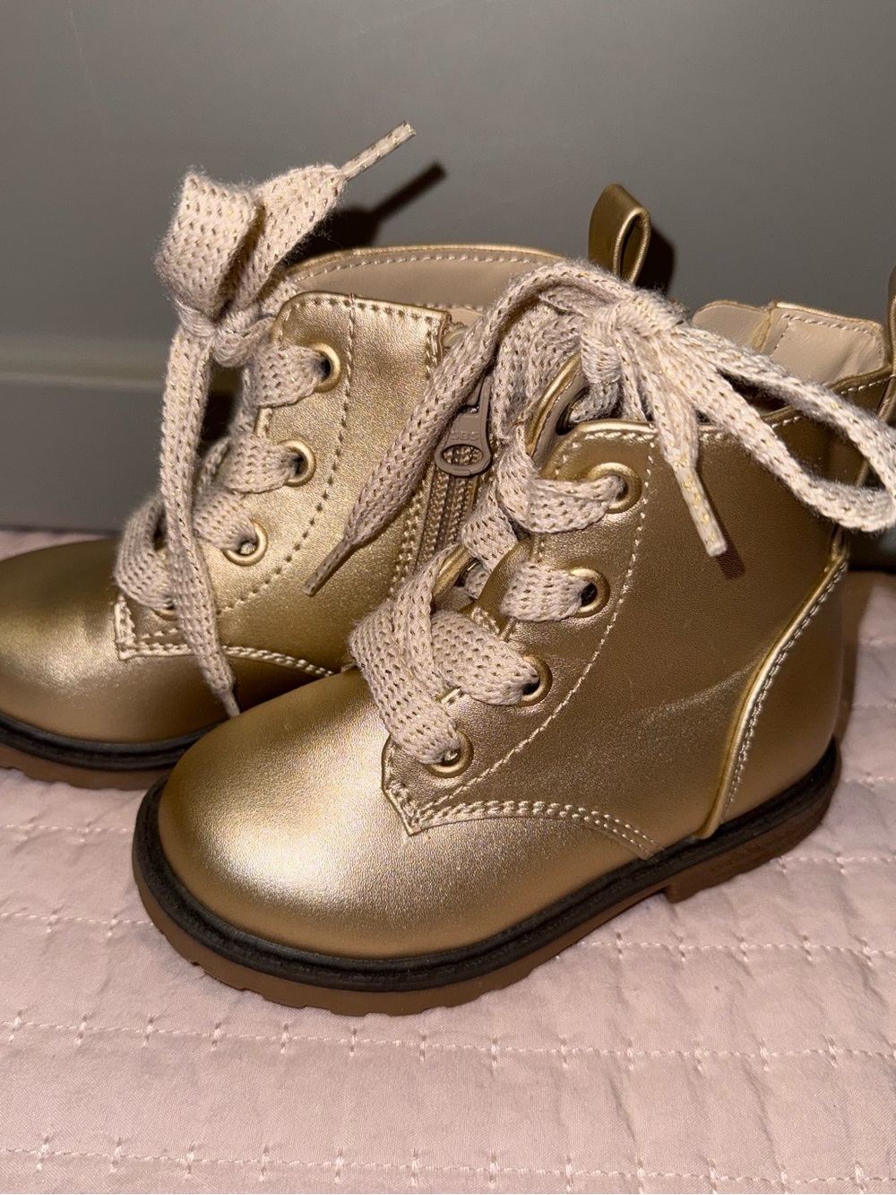 Cat & Jack Girls Toddler Metallic Gold Lace-Up Boots